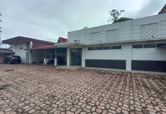 Bên ngoài 4 OYO 91874 Kisaran Residence Syariah