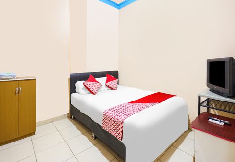Bedroom OYO 91885 Wisma Heksa