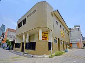 Exterior 4 SPOT ON 91891 B41m Residence Syariah