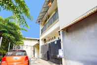 Exterior OYO Life 91893 Kost Jeje Syariah