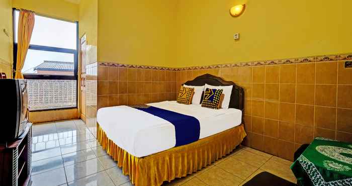 Bedroom SPOT ON 91912 Hotel Citra Dewi 2