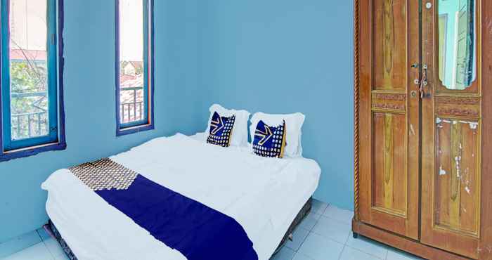 Kamar Tidur SPOT ON 91918 Najla Guest House Syariah