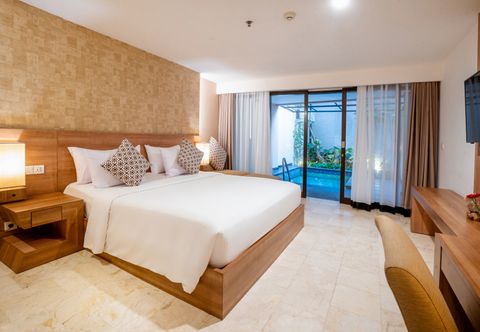 Phòng ngủ Cross Vibe Paasha Atelier Bali Kuta managed by Cross Hotels & Resorts
