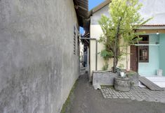 Exterior 3 Hotel O Kost 2 Putra Syariah