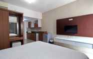 Others 2 Star Apartment Wijaya