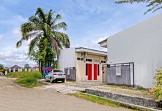 Bangunan 2 OYO 91921 Homestay Keluarga Syariah