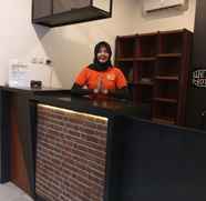 Lobi 5 WEIS HOTEL SIMPANG LIMA SEMARANG