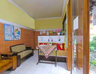 Lobby 2 SPOT ON 91911 Rejeki Homestay Syariah Malioboro