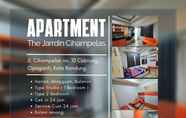 Lobi 4 The Jarrdin Apartement Cihampelas by Serenity Room