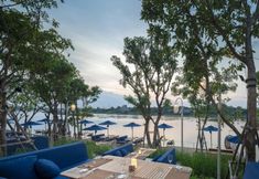 ร้านอาหาร 3 SALA Bang pa-in