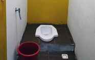 Toilet Kamar 5 MARS LIVING