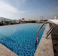 Swimming Pool 2 Avatel Jelutong (Formerly known as Atta Hotel)