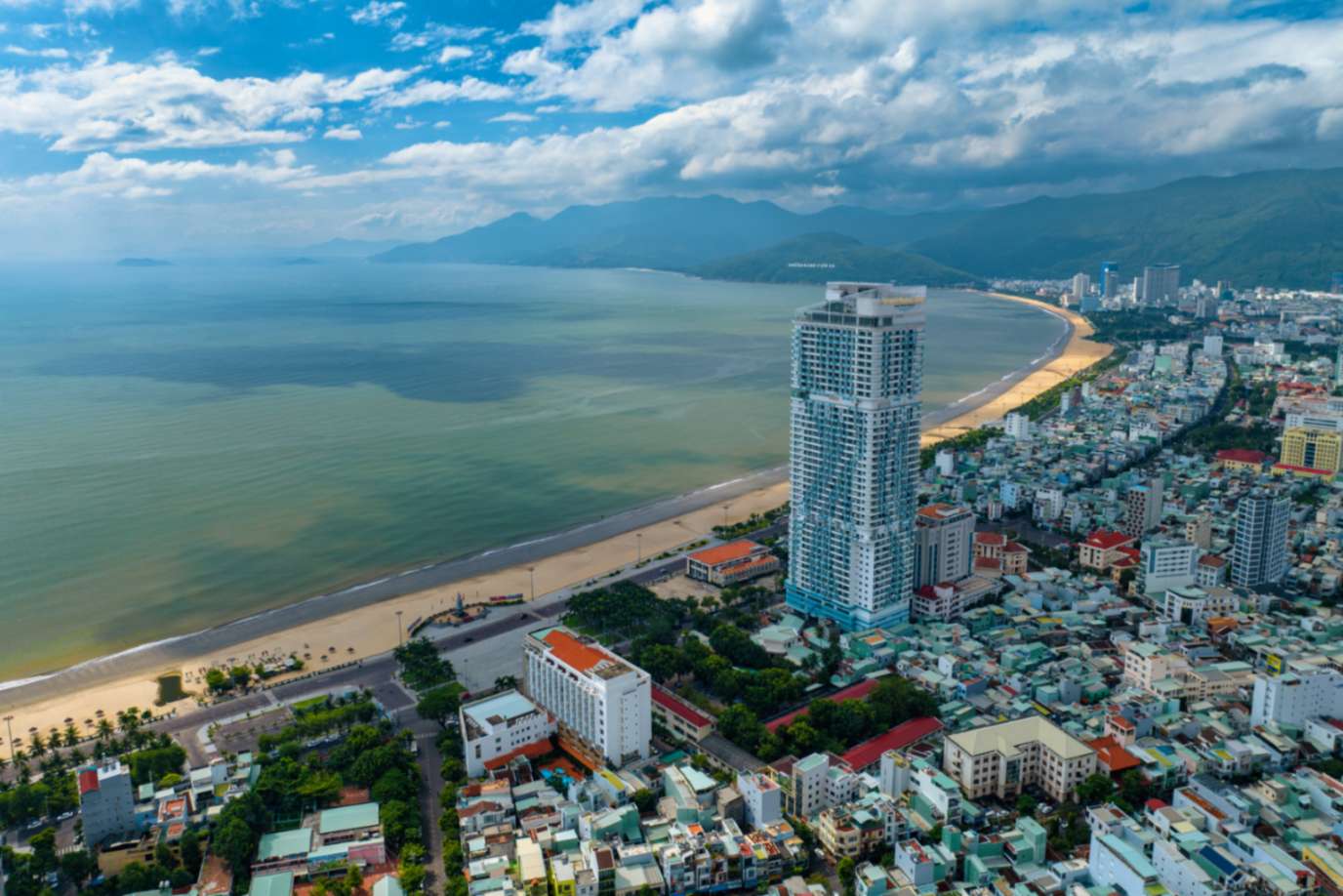 Grand Hyams Hotel Quy Nhon Beach khách sạn Kỳ Co Quy Nhơn