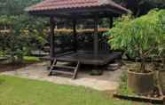 Luar Bangunan 3 OYO HOME 90692 Tok Babah Village Homestay