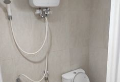 Toilet Kamar 7 SPAZIE at Green Lake View Cimanggis