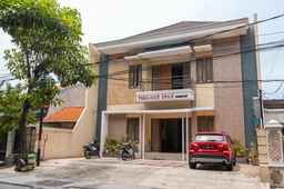 Toedjoeh Enam Homestay Surabaya, USD 19.23