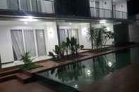 Swimming Pool The Farrel Hotel Nganjuk