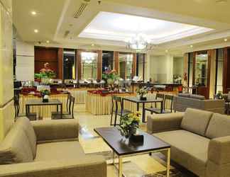 Lobi 2 Grand Verona Hotel Samarinda