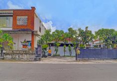 外觀 2 OYO 91971 Hotel Puri Sokasati