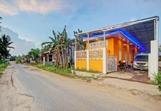 Bangunan 2 OYO 91992 Homestay Syariah Way Jepara