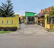 Bangunan 4 OYO 91992 Homestay Syariah Way Jepara