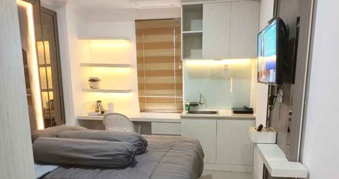 Bedroom Luxury Studio at Paltrow City Apartment Lt.10 Tembalang Semarang