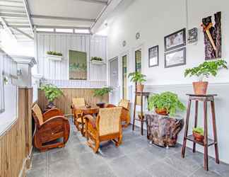 Sảnh chờ 2 SPOT ON 92012 Homestay Grand Mahkota Permai Syariah