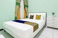 Bedroom SPOT ON 92012 Homestay Grand Mahkota Permai Syariah