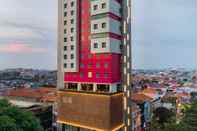 Luar Bangunan Leedon Hotel & Suites Surabaya