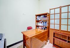 Lobi 7 OYO 92043 Kost Barokah Syariah Madiun