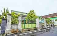 ภายนอกอาคาร 4 OYO 92043 Kost Barokah Syariah Madiun