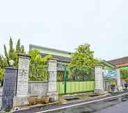 Exterior 4 OYO 92043 Kost Barokah Syariah Madiun