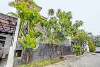 Exterior OYO 92030 Ef Palm Guest House Family Syariah