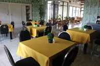 Restaurant Sapadia Hotel Kotamobagu