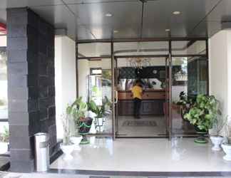 Lobby 2 Sapadia Hotel Kotamobagu