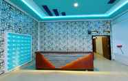 Lobby 5 EXPRESS O 92050 Rafie Kost Eksecutif Syariah