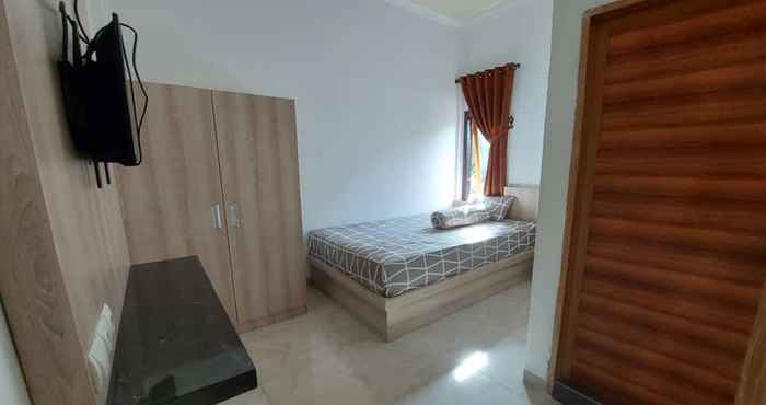 Bedroom EXPRESS O 92050 Rafie Kost Eksecutif Syariah