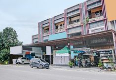 Exterior 2 SPOT ON 92052 Aulya Homestay Syariah Near Tuanku Tambusai Stadium