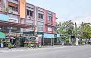 Luar Bangunan 4 SPOT ON 92052 Aulya Homestay Syariah