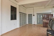 Ruang untuk Umum OYO 90706 Empire Inn 2