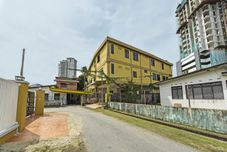 Exterior OYO 90706 Empire Inn 2