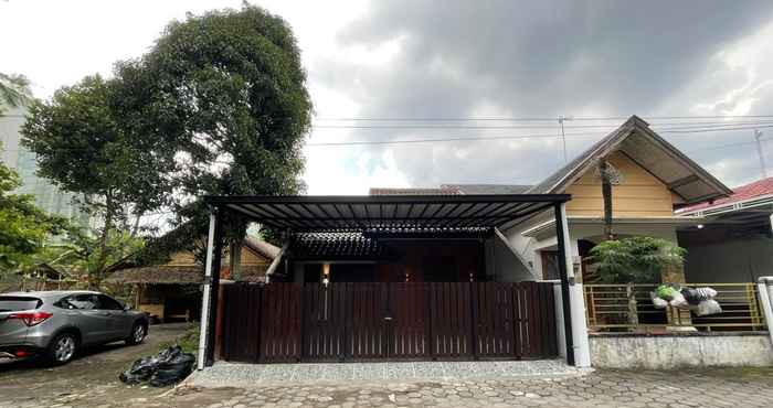 Exterior Pangayuh Homestay A Cool Place in northern Jogja