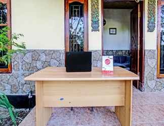 Sảnh chờ 2 OYO 92059 Archi Homestay