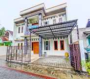 Bangunan 2 OYO 92071 Yusman Homestay Syariah