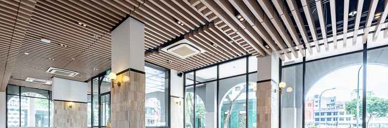 Lobby Owen House by Habyt