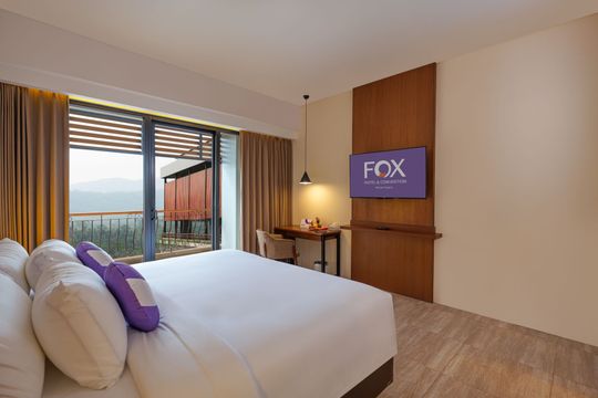 Kamar Tidur 2 FOX HARRIS Hotel & Convention Banjarnegara