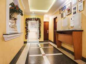 Lobby 4 Super OYO Townhouse OAK Bi Executive