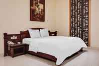 Bedroom Super OYO Townhouse OAK Bi Executive