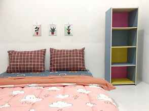 Bedroom 4 Dehome near Pakuwon Mall