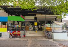 Exterior 3 SPOT ON 92092 Wisma Nilam Sari Syariah